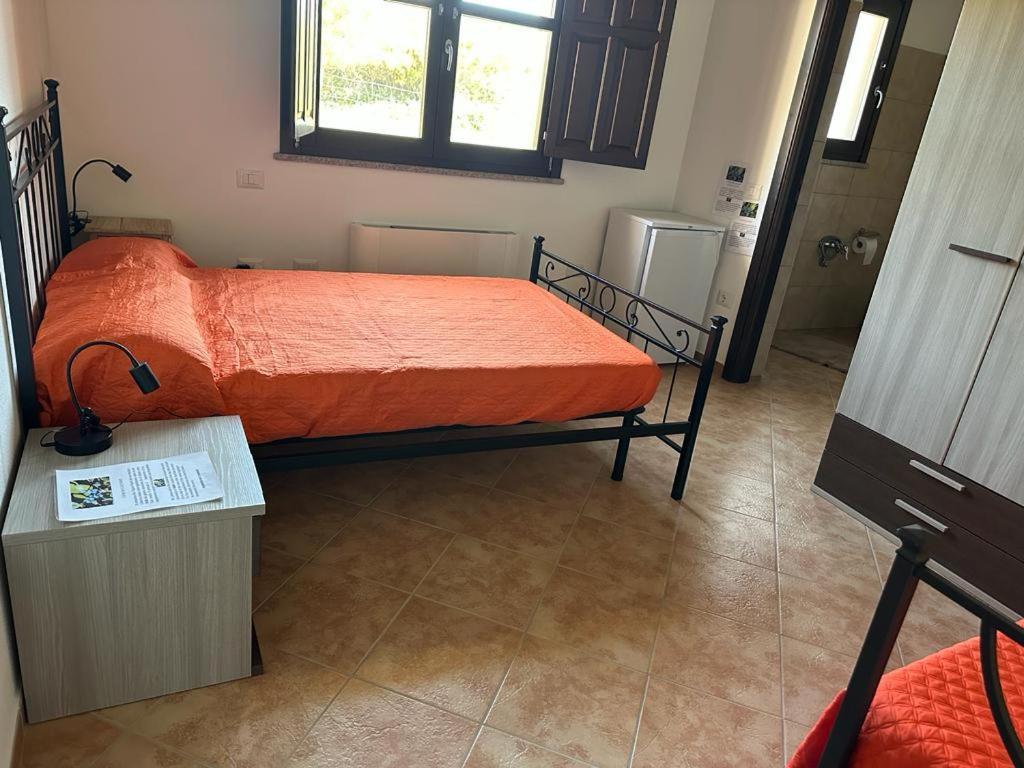 Agriturismo La Fillirea 산탄토니오 디 산타디 외부 사진